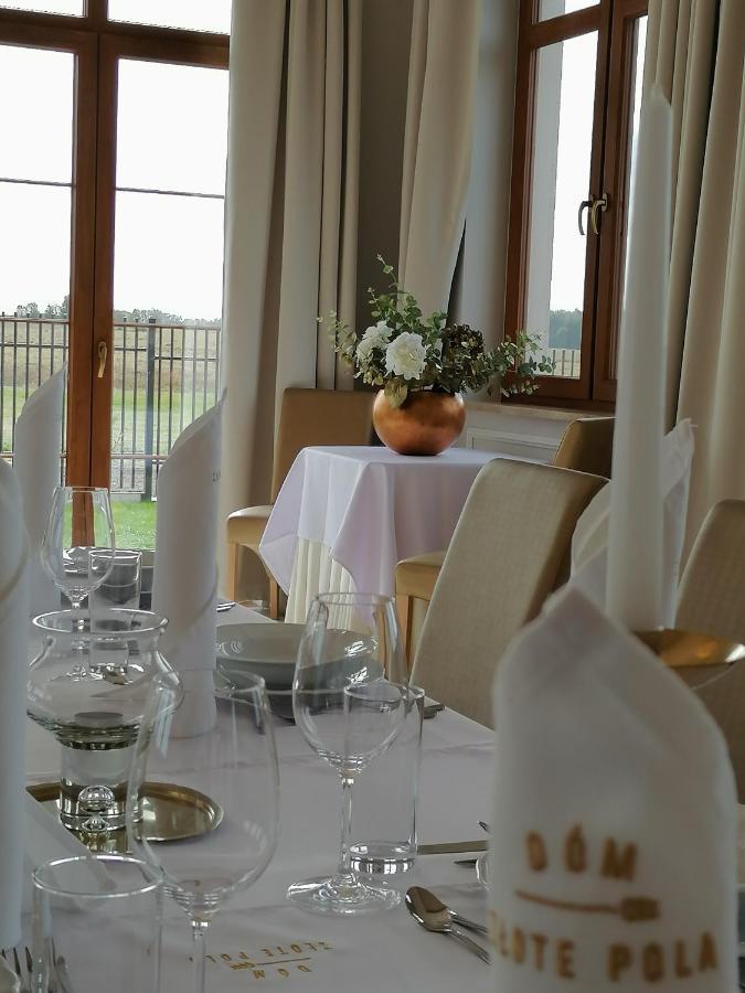 Bed and Breakfast Dom Zlote Pola à Gdańsk Extérieur photo